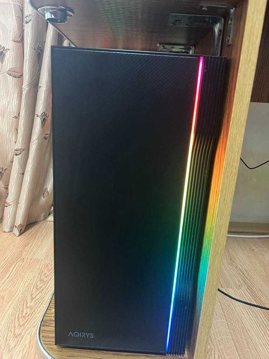 Calculator Gaming cu tot cu periferice