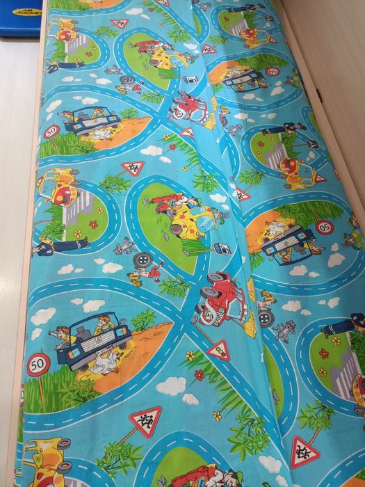 Продам постельное белье в детскую комнату