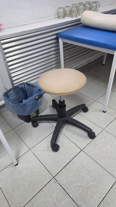 Продам стулья для офиса