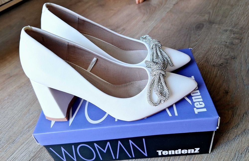Дамски официални обувки Tendenz