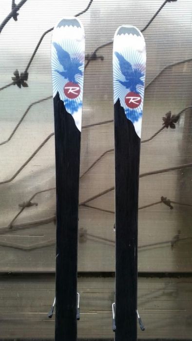 Vând Schiuri-skiuri Freestyle Rossignol 170 cm