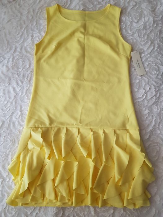 Разпродажба от затворен бутик, Рокли, нови