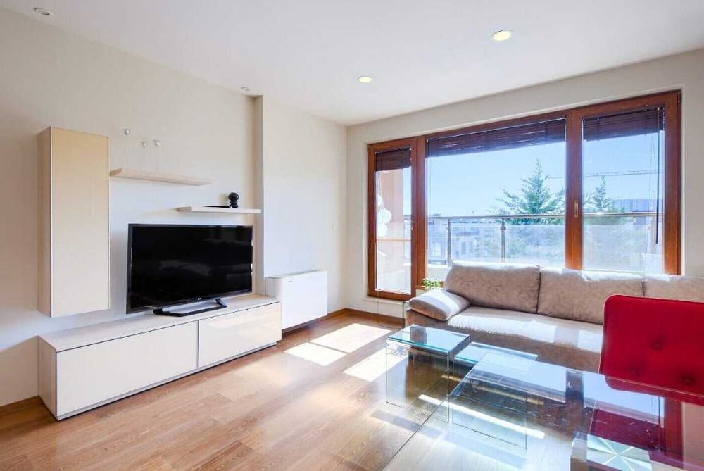 Дава се под наем Тристаен апартамент в София, Витоша - 87 кв.м за 850 € - Снимка #4