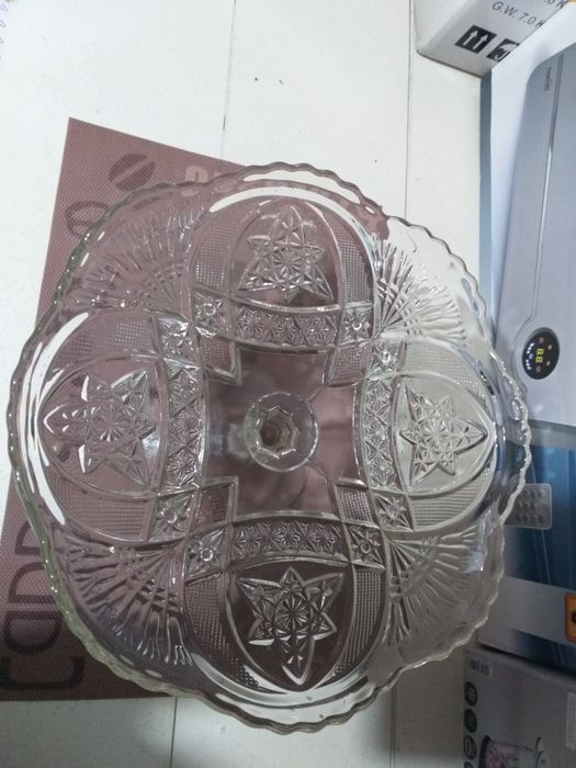 Platou Din Cristal Model Deosebil