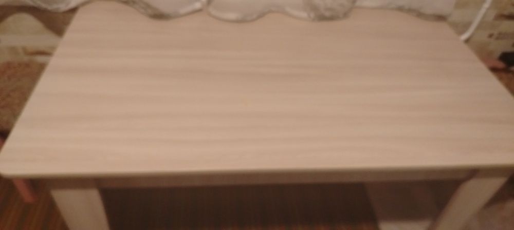 Продам кухонный стол