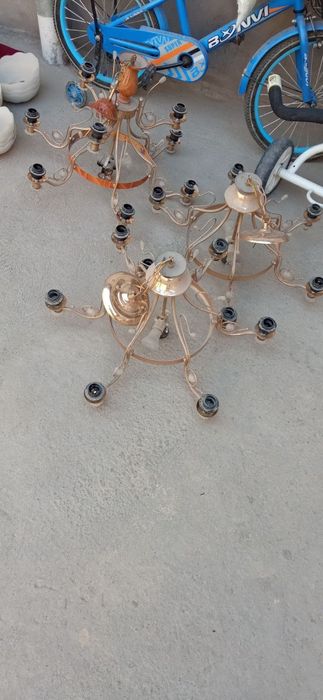 Продам люстры разные все в очень хорошем состоянии.