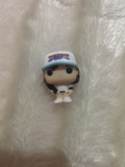 игрушки очень страные дела