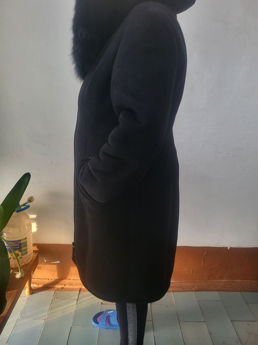 Продам новую теплую дубленку