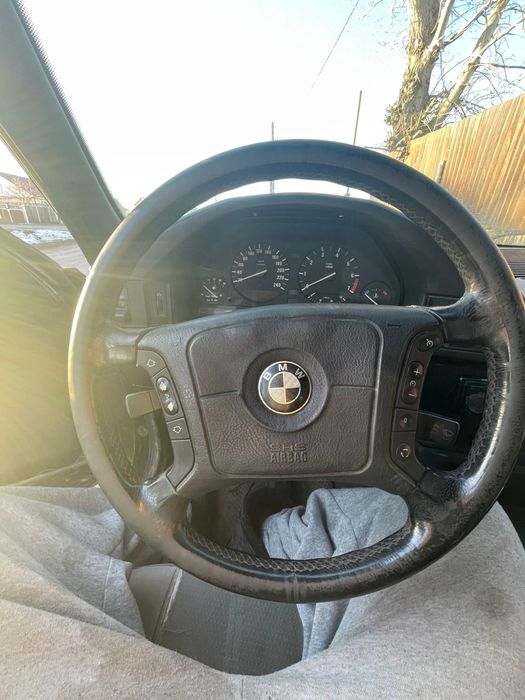 Продам  руль,фары