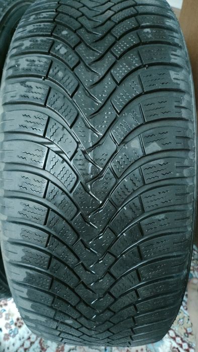 Продам  2 зимные резины р17, 255*55