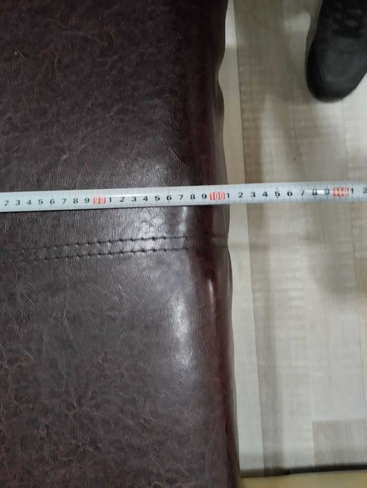 Продавам ъглов диван от еко кожа с функция сън и ракла