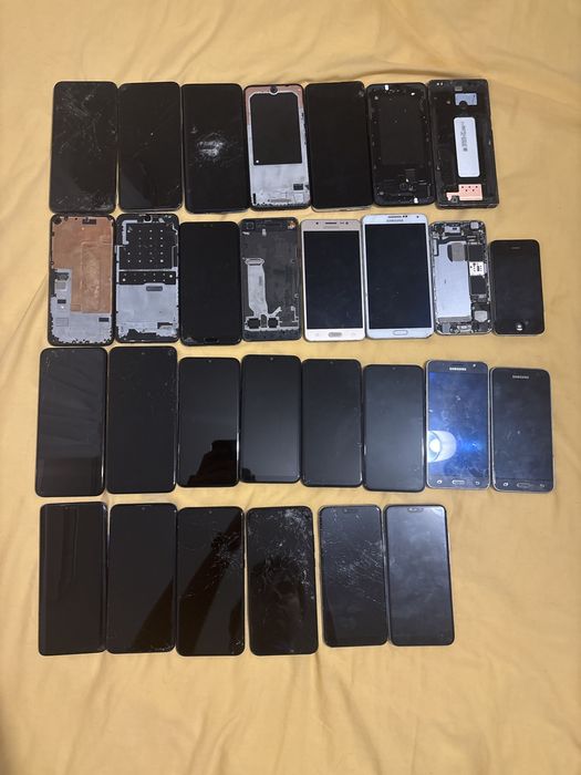 Lot telefoane functionale/de piese