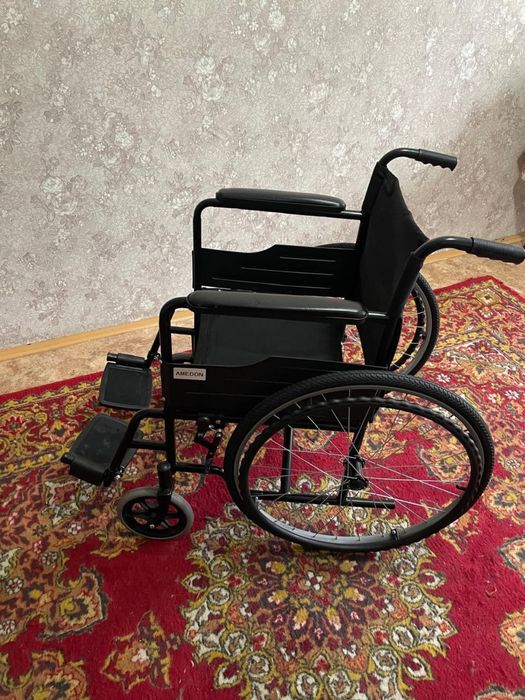 Срочно продам коляску для взрослых