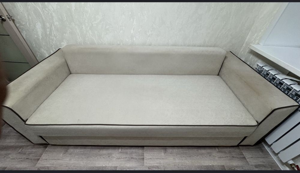Продам диван в хорошем состоянии