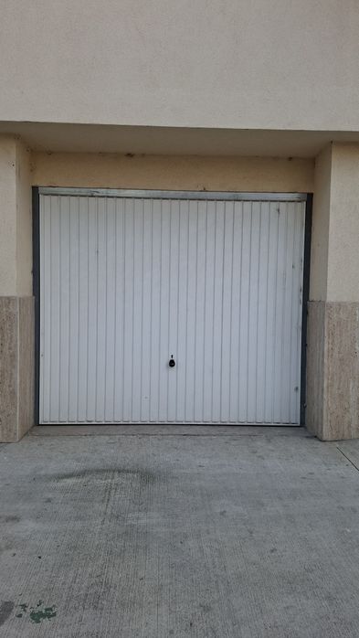 Гараж под наем гр.Пазарджик