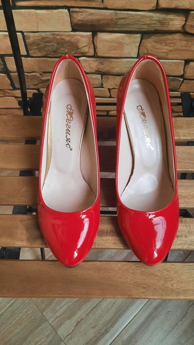 Дамски обувки размер 39