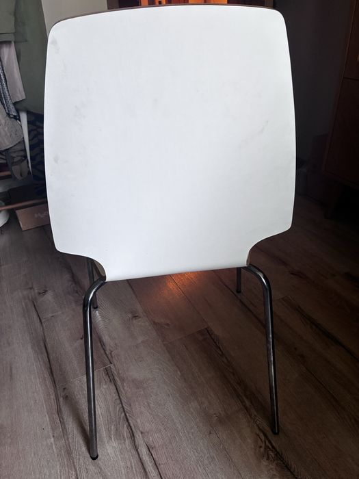 4 scaune IKEA VILMAR – albe, în stare bună