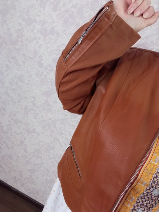 Куртка кожаная 68-70 размер