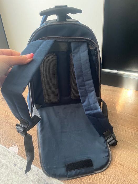 Ученическа раница с колелца