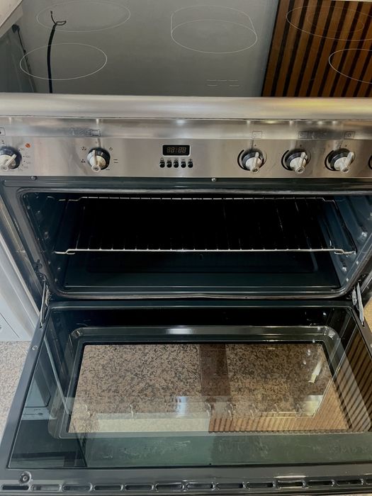 Полупрофесионална голяма печка, Smeg