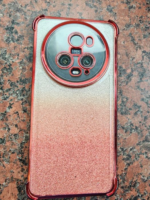 Продавам HONOR MAGIC 5 PRO