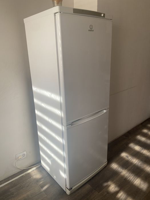 Холодильник индизит