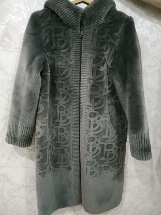 Продам двухстороннюю шубу