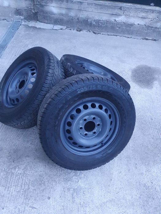 Jante R16 Mercedes-Benz Sprinter VW Crafter + anvelope 205/75/16C