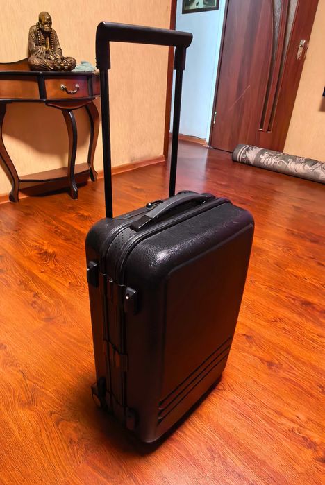 Продаю чемодан (Карея)