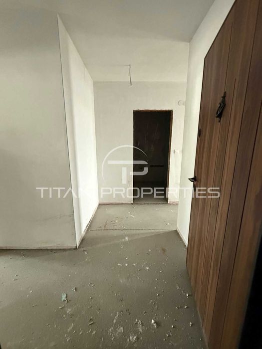 Продава се Тристаен апартамент в Пловдив, Тракия - 106 кв.м за 741 €/кв.м - Снимка #7