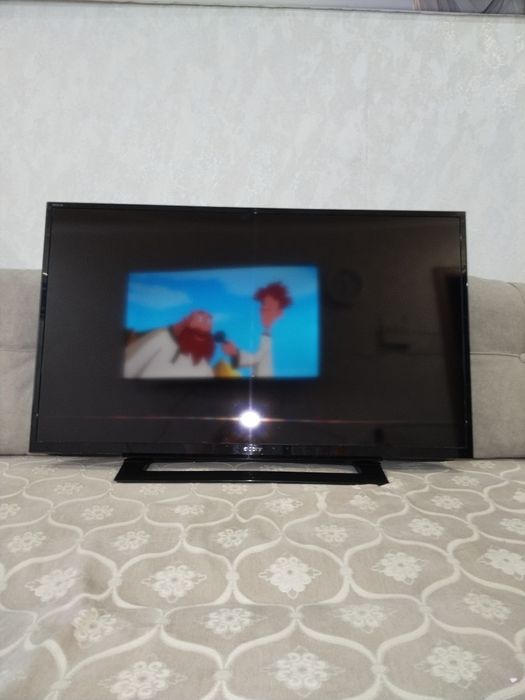 Продам телевизор SONY