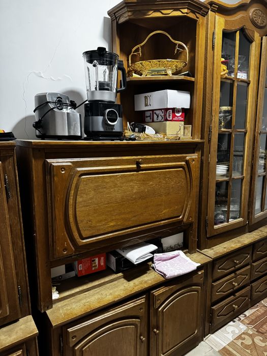 Продам мебель из натурального дерева