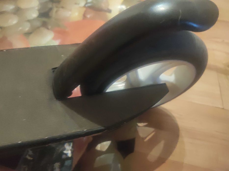 Продам самокат от 8-13 лет