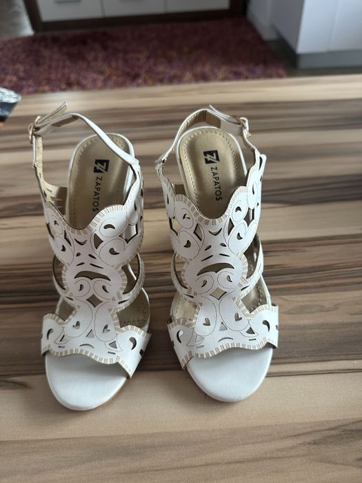 Sandale toc gros Zapatos