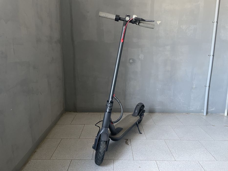 Продам электросамокат