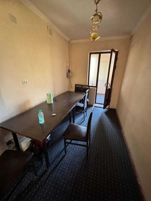 Уй сотилади 3 хонали