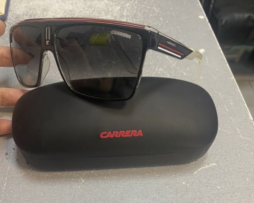 Оригинални мъжки слънчеви очила Carrera