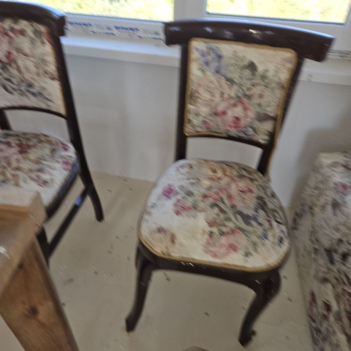 Ретро мебели - много стари