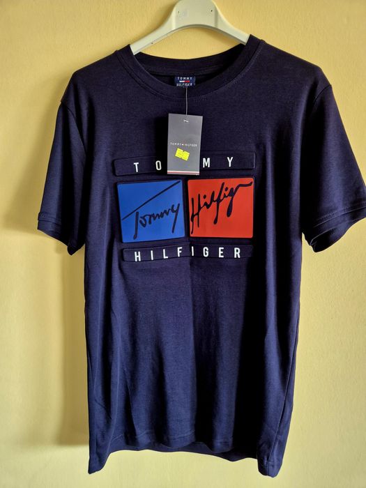 НОВА TOMMY  HilFIGER  100 % Памук T-shirt  M