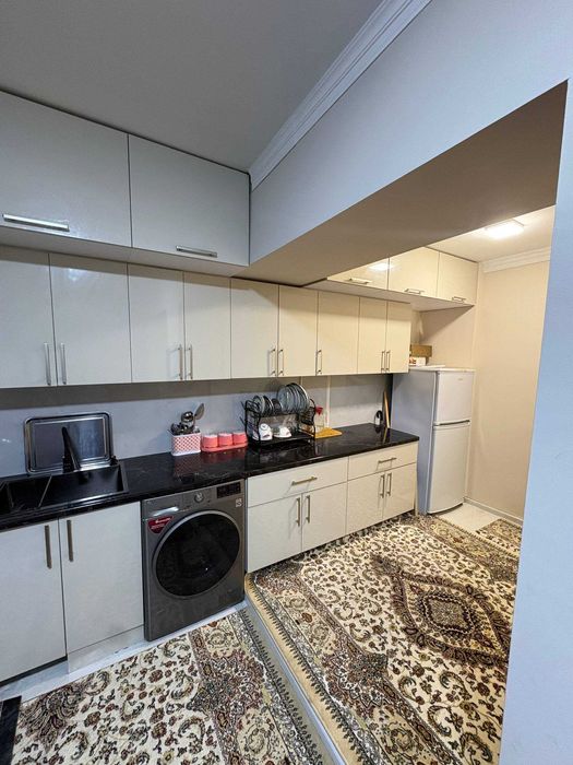 Срочно продается квартира 2/2/4 Юнусабад Сампи (L)