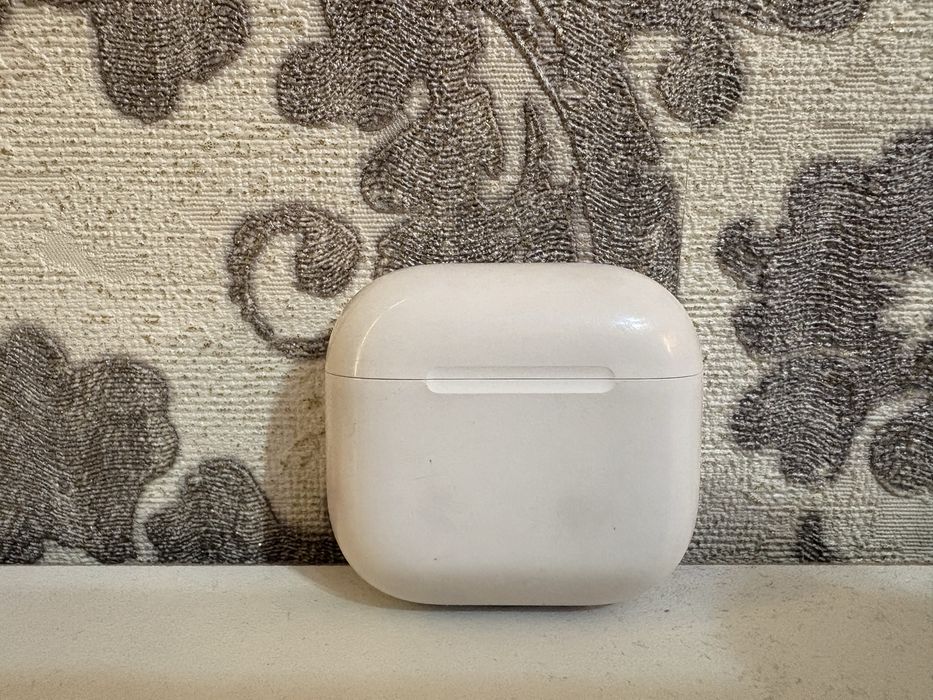 Наушники Airpods 4