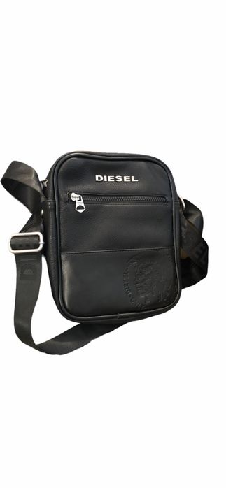 Чанти от плат и еко кожа Diesel