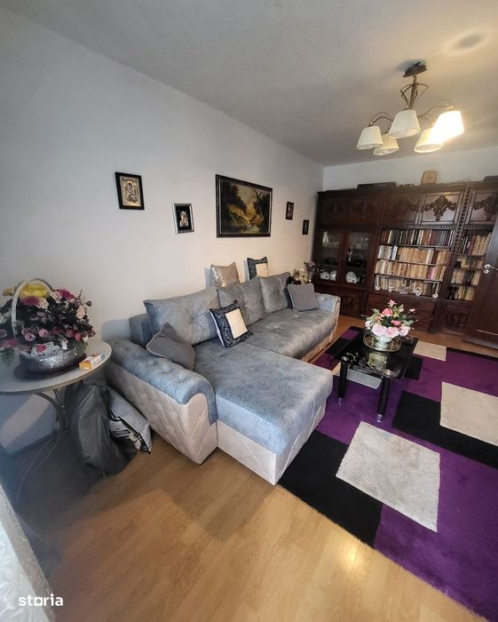 Apartament 3 camere decomandate Republicii