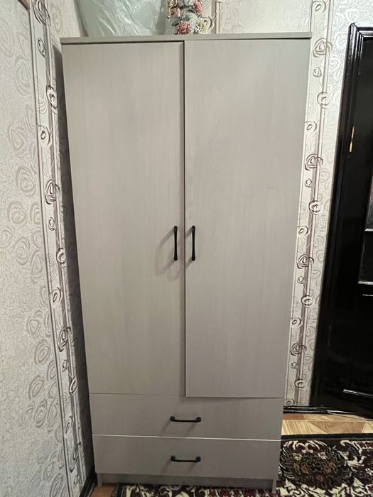 Шкаф для одежды.