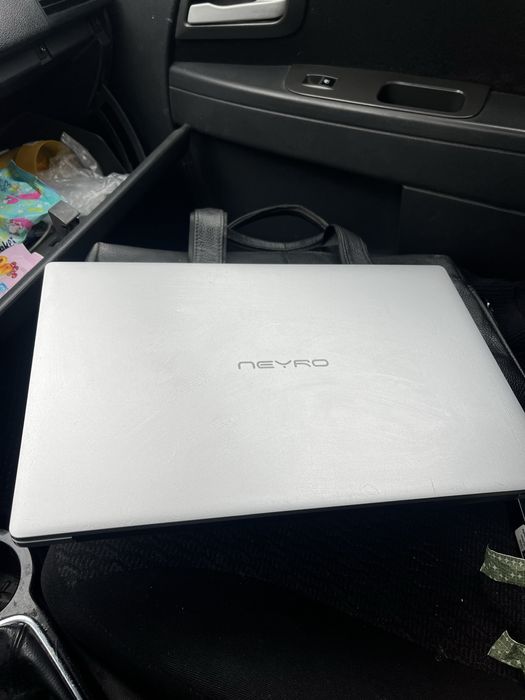 Ноутбук NEYRO для офисной работы