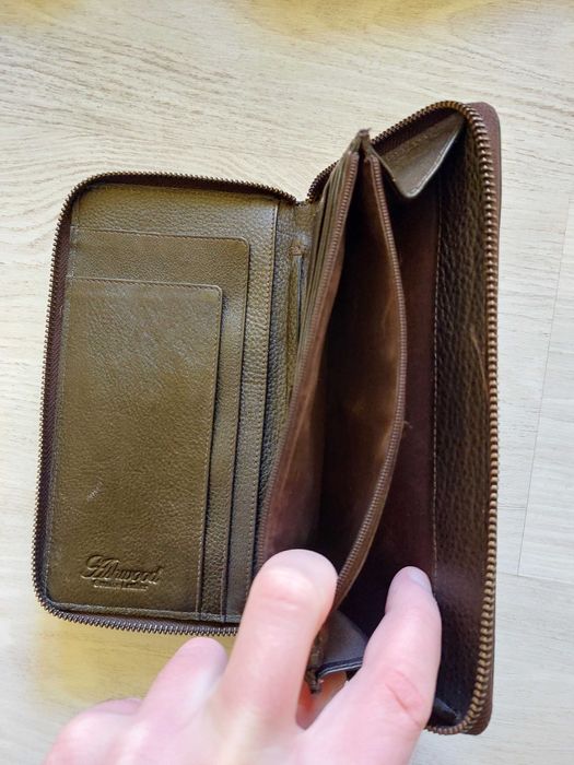 Portofel din piele