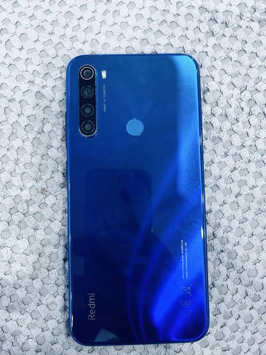 Продам телефон Redmi Note 8 4гб/64гб