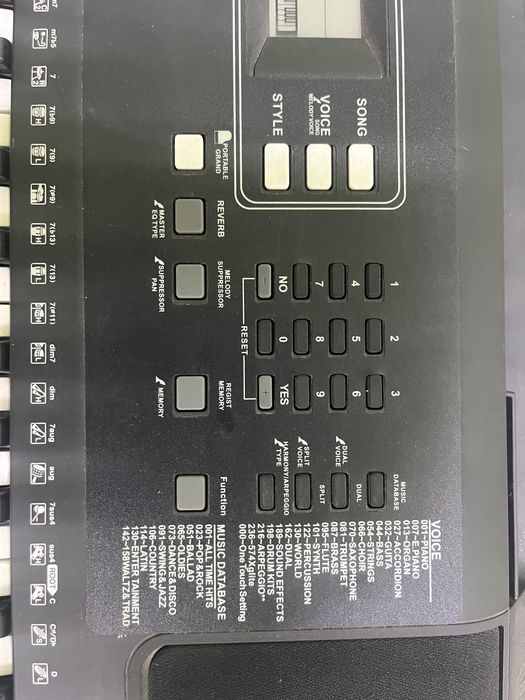 Синтещатор PSR-E363