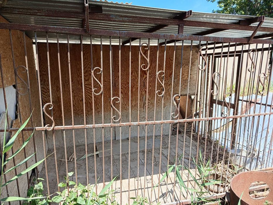 Продам вольер для собаки