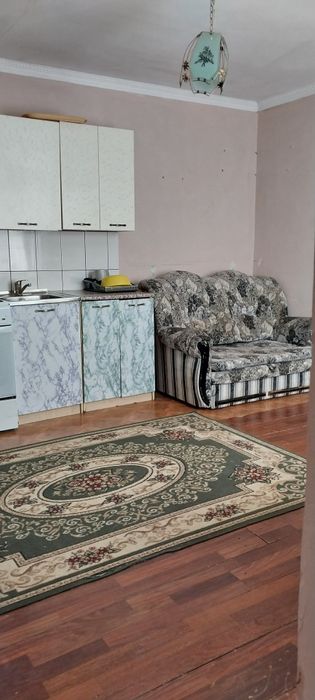 Одно комнатный дом во дворе